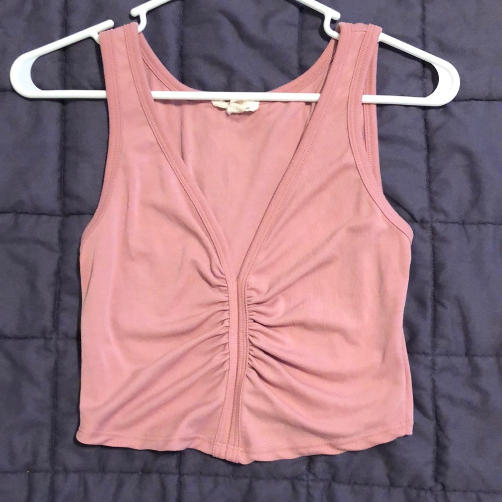 Light pink fitted crop top size S